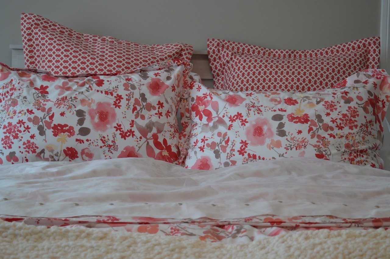 Bed with diverse bedspread patterns