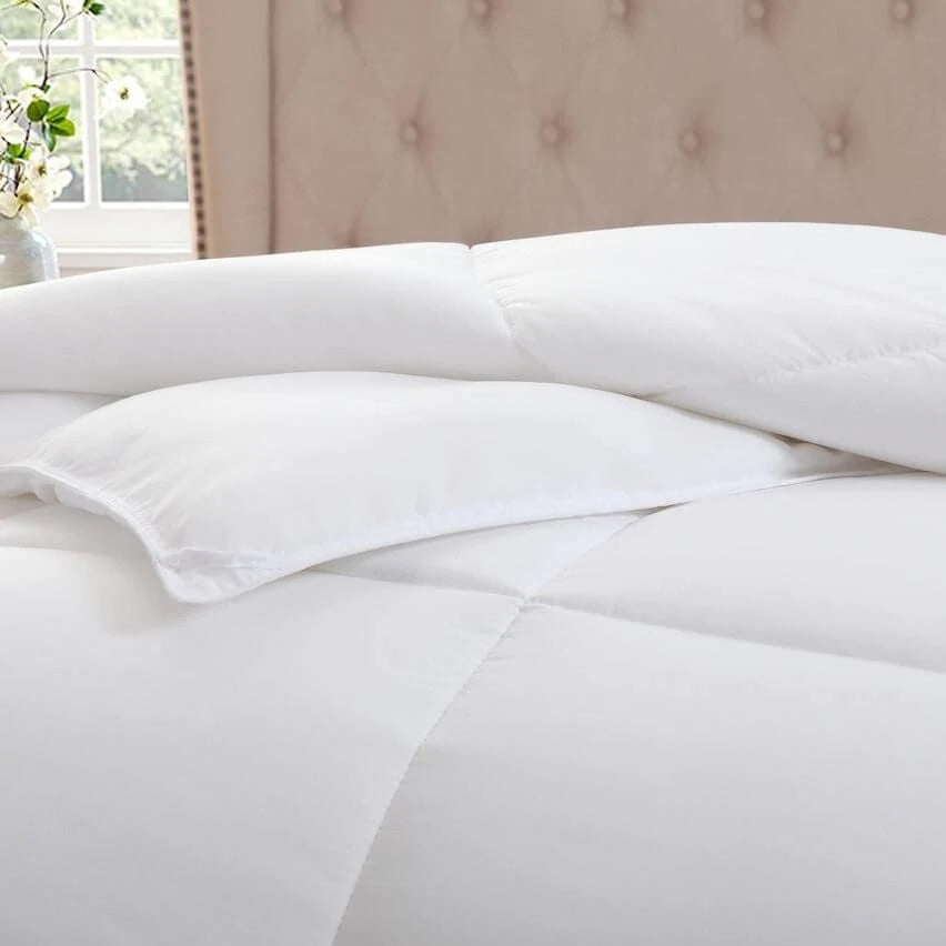300 Thread Count Down Alternative Comforter